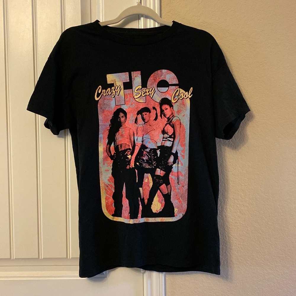 TLC GRAPHIC TEE- SIZE M